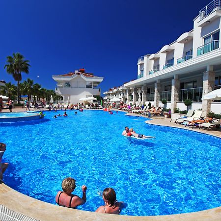 Hotel Dream Family Club Side Exterior foto