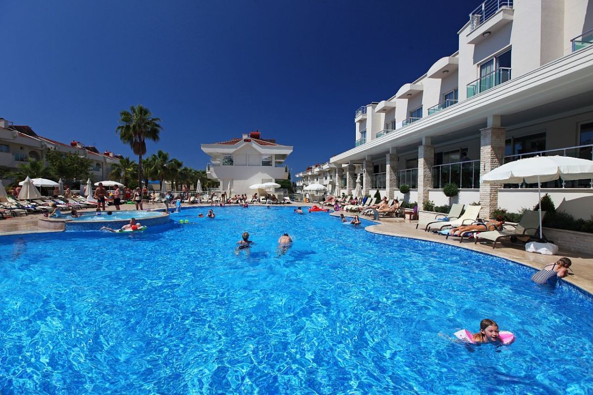 Hotel Dream Family Club Side Exterior foto